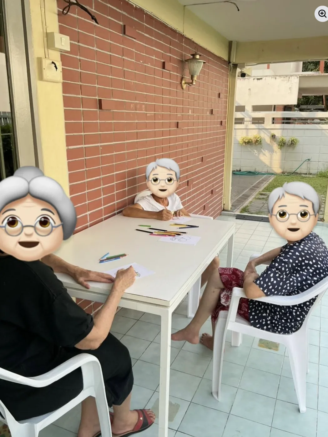 ศูนย์ดูแลผู้สูงอายุ ไวฟ์ลี่ย์ (Vively Homecare)
