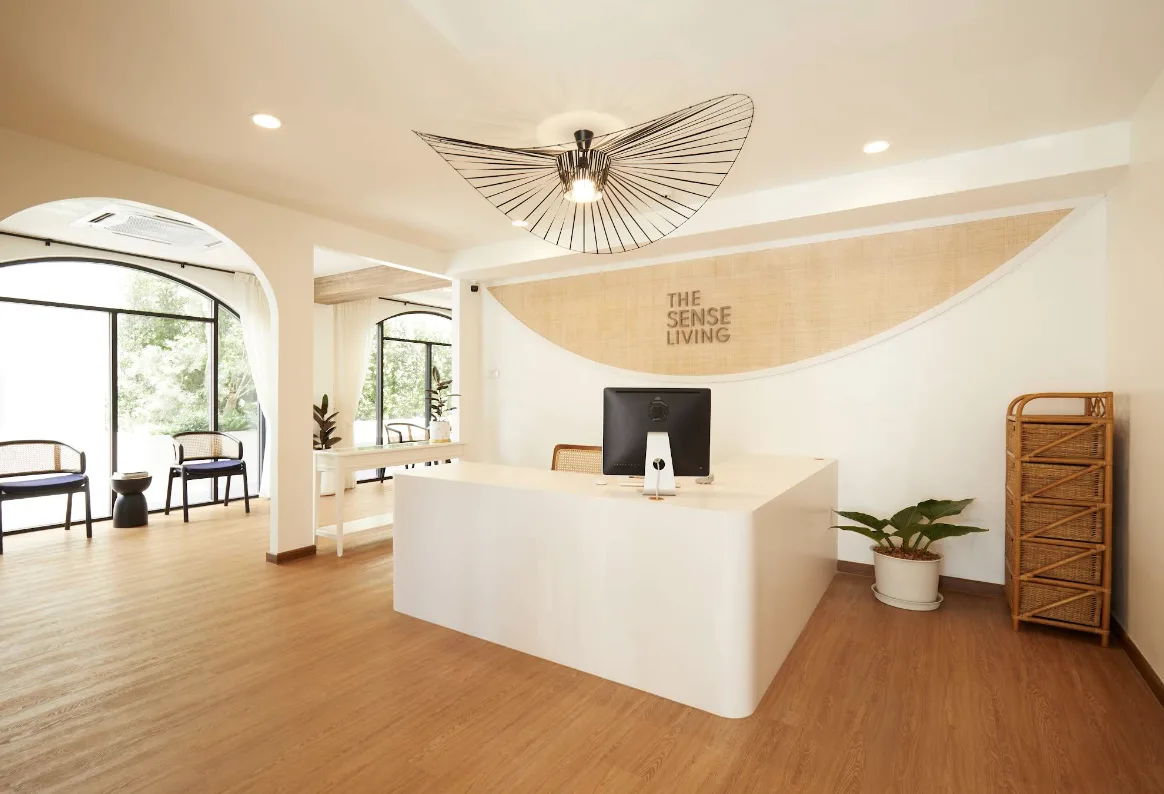 The Sense Living เดอะ เซนส์ ลิฟวิ่ง ศูนย์ดูแลผู้สูงอายุและคลินิกกายภาพบำบัด