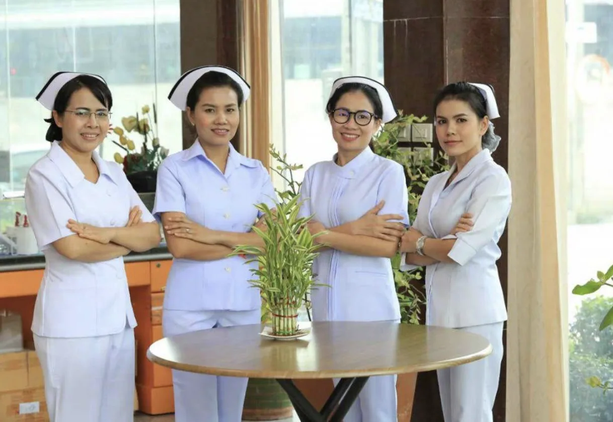 ศูนย์ดูแลผู้สูงอายุ Take Care Nursing Home ดูแล ห่วงใย ใส่ใจ ดุจญาติของเรา