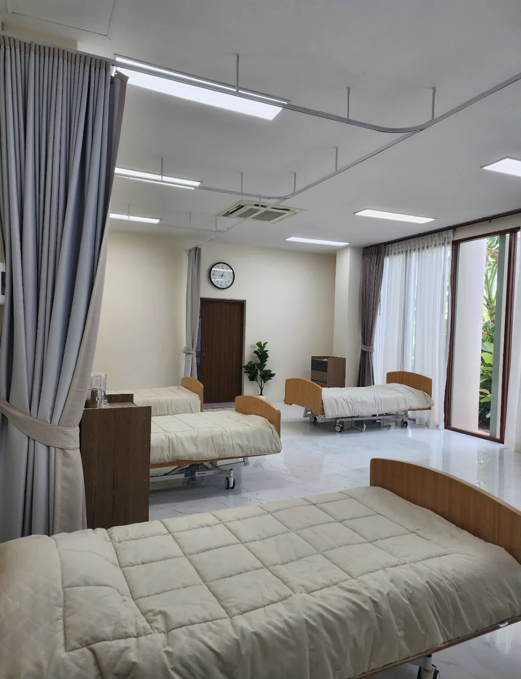 ศูนย์ดูแลผู้สูงอายุพัทยา 2 หมอกัณฒิภัสส์ 💚 Pattaya 2 Nursing Home Care Doctor Kuntipaat รูปบรรยากาศ 3