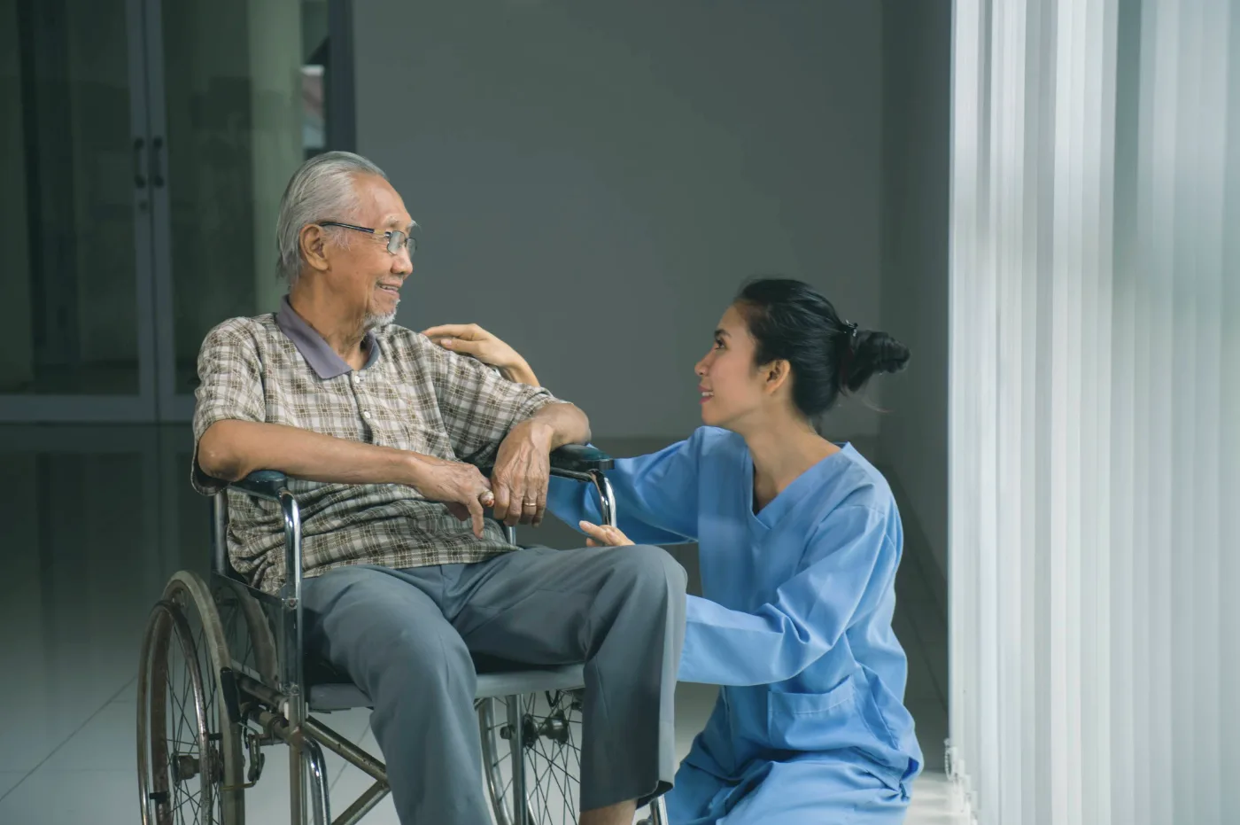 รับดูแลผู้สูงอายุ และผู้ป่วย บ้านโชคมณี เนอร์สซิ่งโฮม