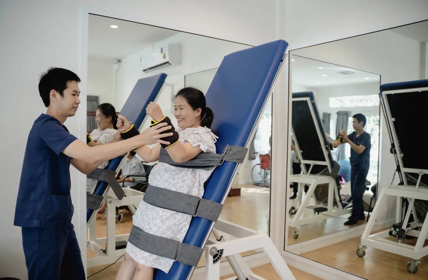 Chiangmai Nursing Home care (CMNH) ศูนย์ดูแลผู้ป่วยผู้สูงอายุเชียงใหม่เนิร์สซิ่งโฮมแคร์ รูปบรรยากาศ 4