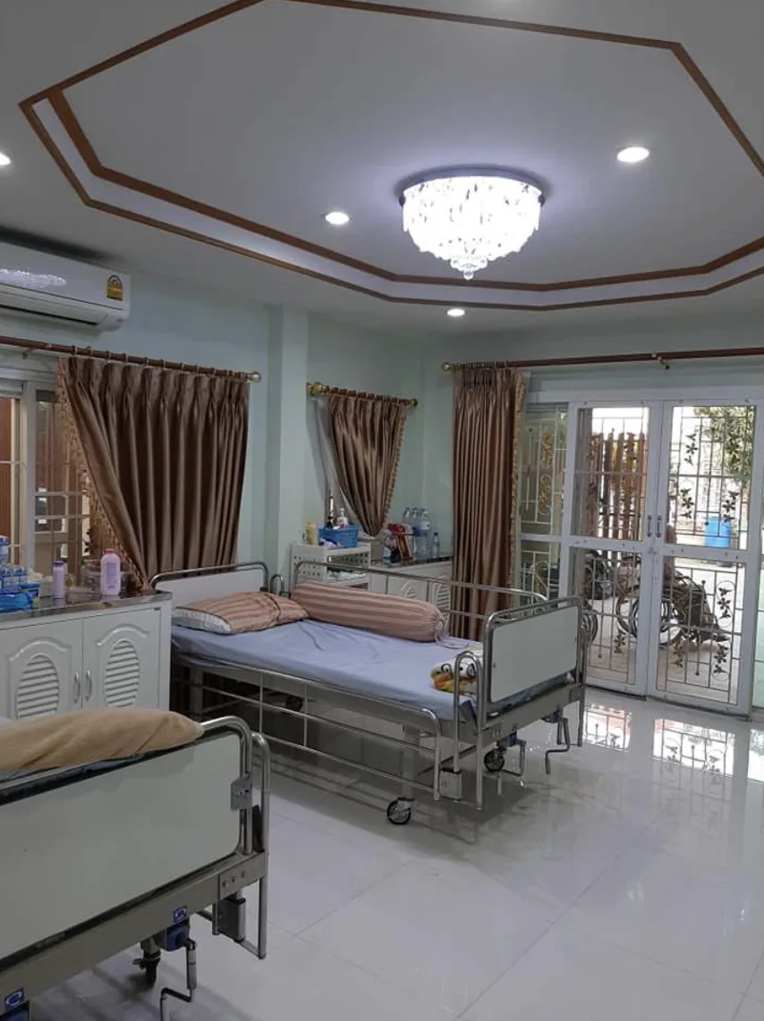 ศูนย์ดูแลผู้สูงอายุสตรีบ้านรักษ์สุขภาพ อินเตอร์-เนอสซิ่งแคร์