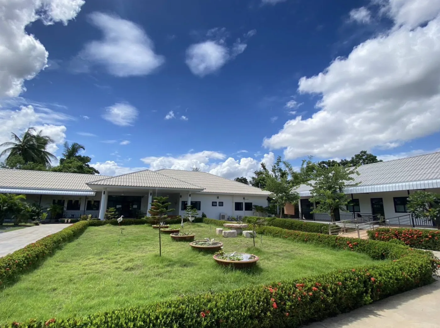 บ้านเปี่ยมสุข พิจิตร เนอร์สซิ่ง โฮม