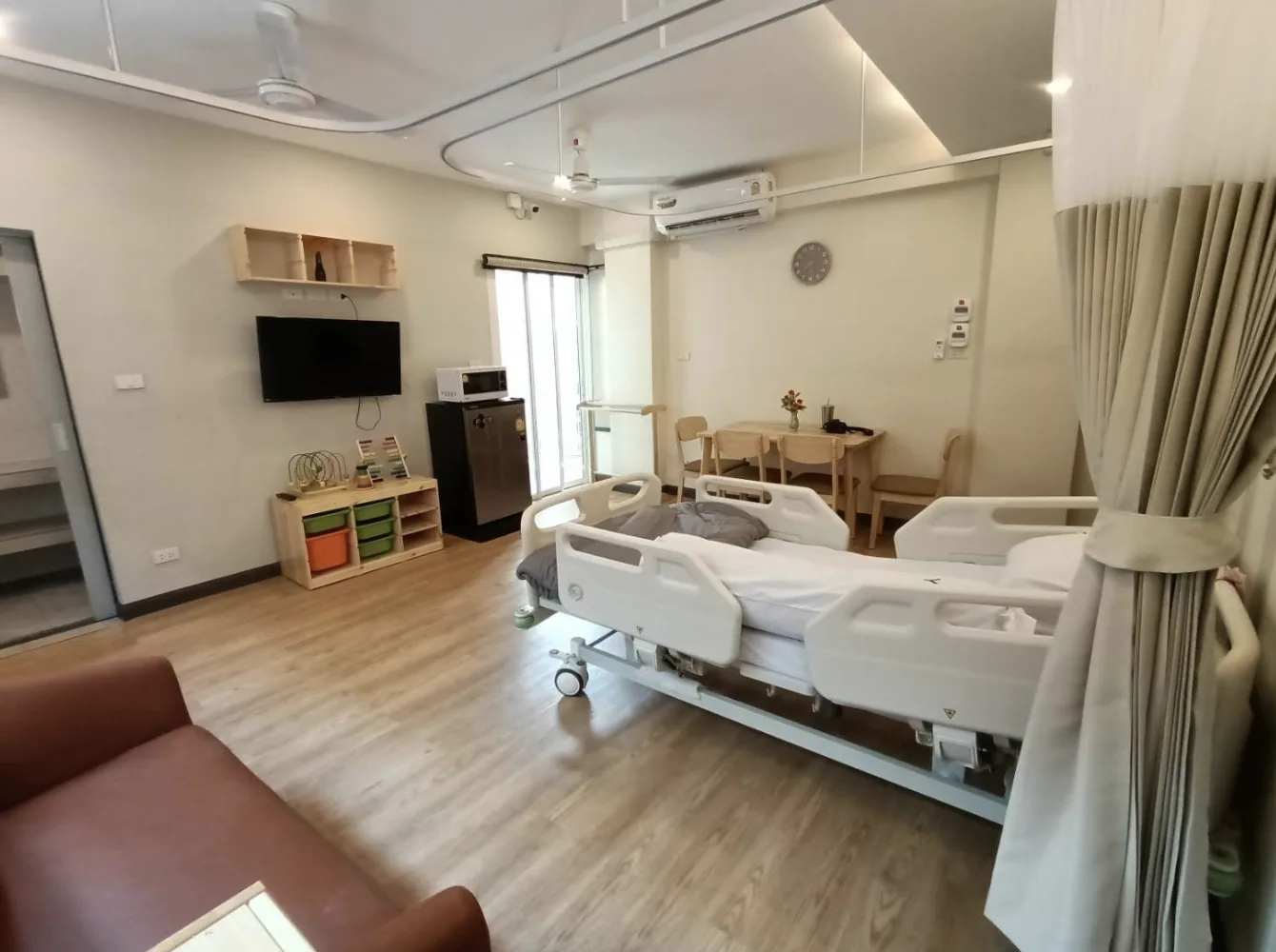 ศูนย์ฟื้นฟูสุขภาพผู้สูงอายุ โฮวยู – Hou You Nursing Care แยกแคราย รูปบรรยากาศ 3
