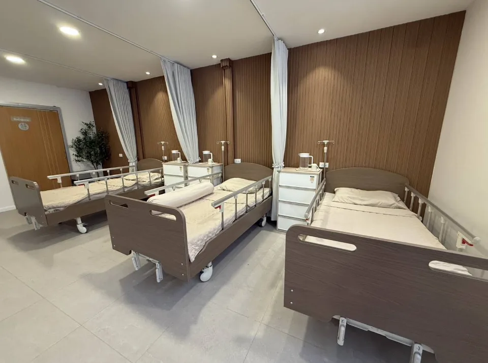 CNH Nursing Home (สาขาจรัญ 3 ธนบุรี)