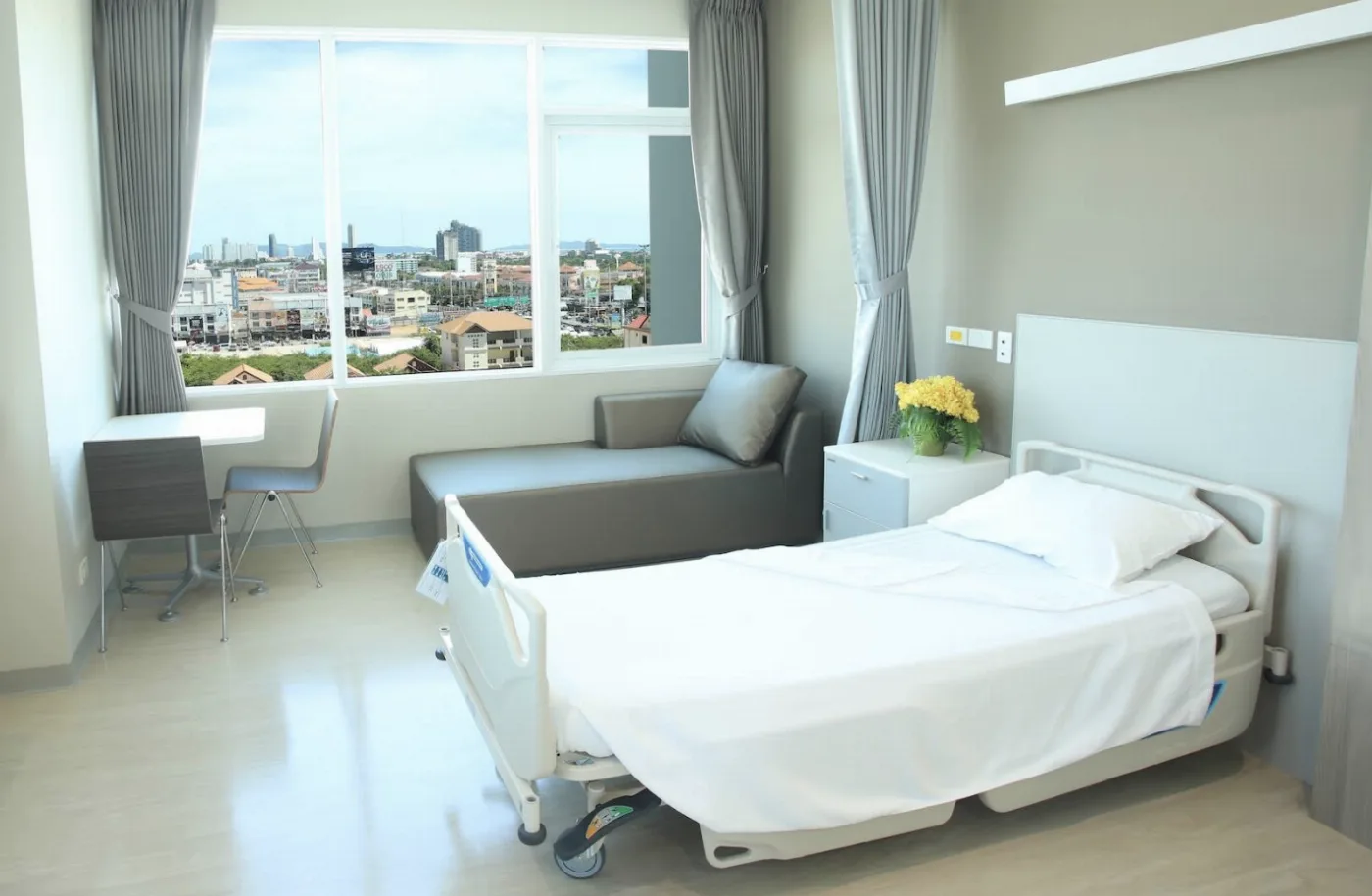 ศูนย์ดูแลผู้สูงอายุ ผู้ป่วยเรื้อรัง JTH Nursing Home